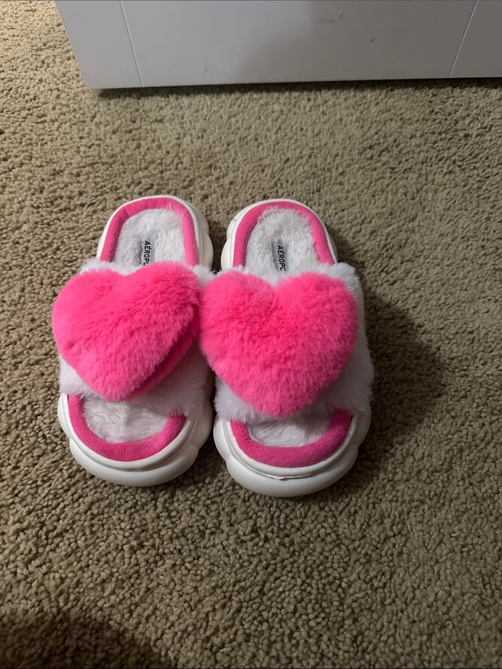 Aeropostale White Fuzzy Slide Slippers with Hot Pink Heart